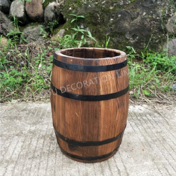 木制酒桶型种植花盆